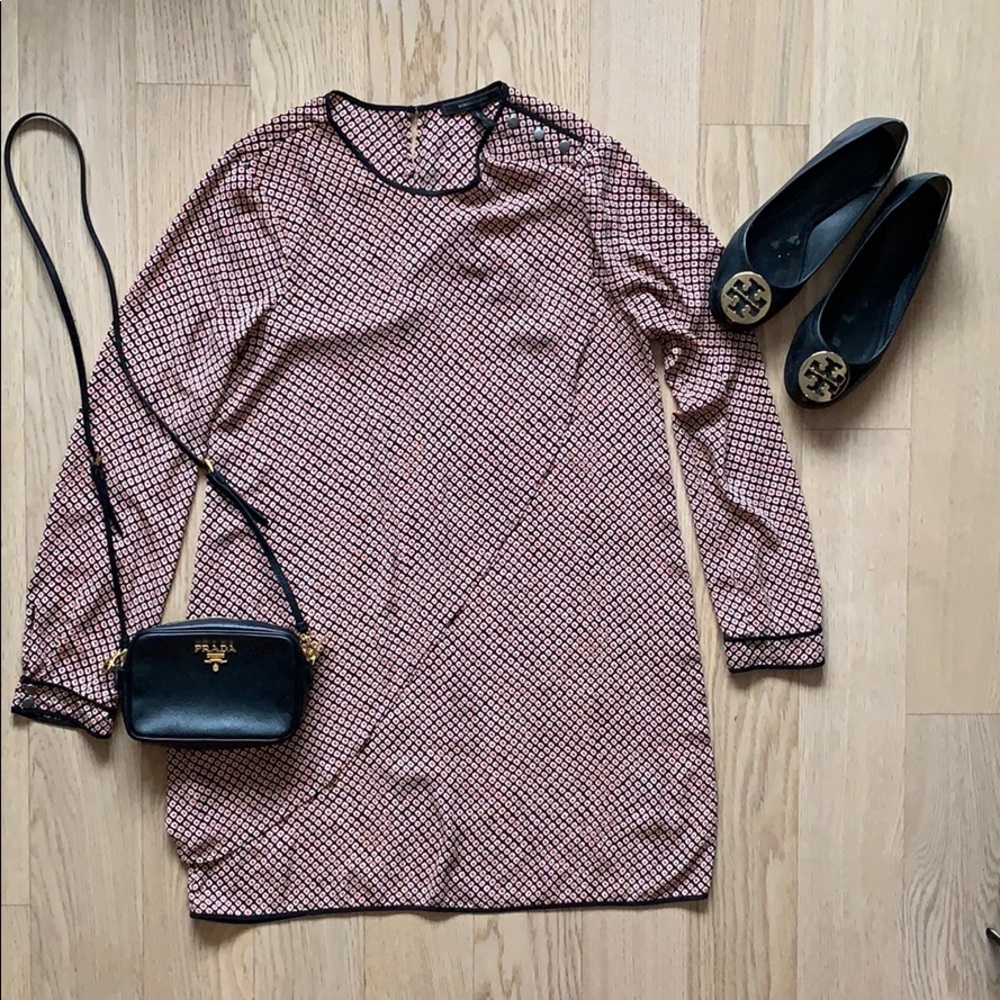 BCBGMazAzria Jacie Flowy Dress